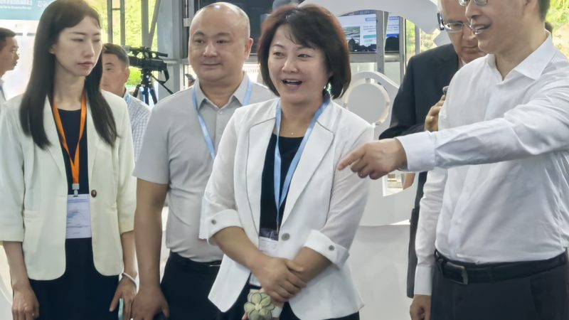 汽车大灯翻新：揭秘修复打磨的五大技巧